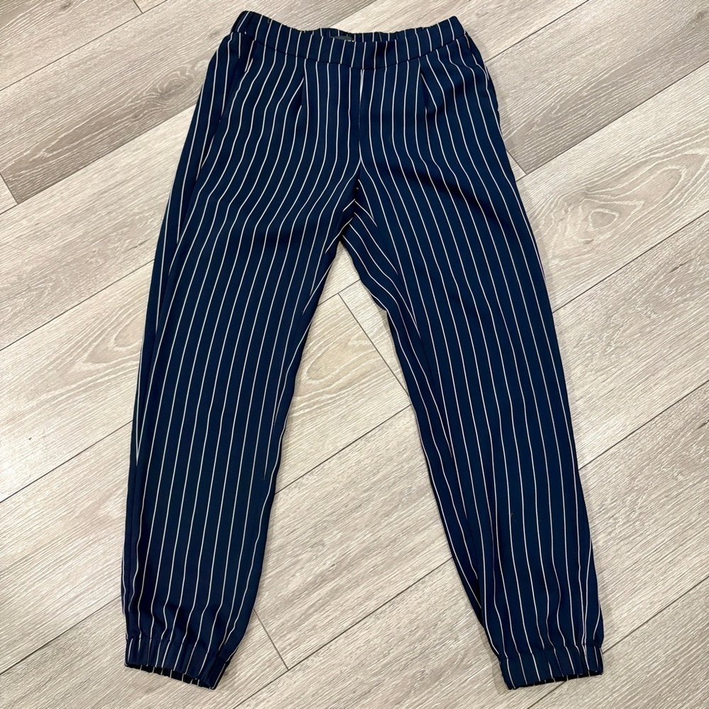 Trouve Navy & Ivory Emma Stripe Elastic Waist Joggers Size 00